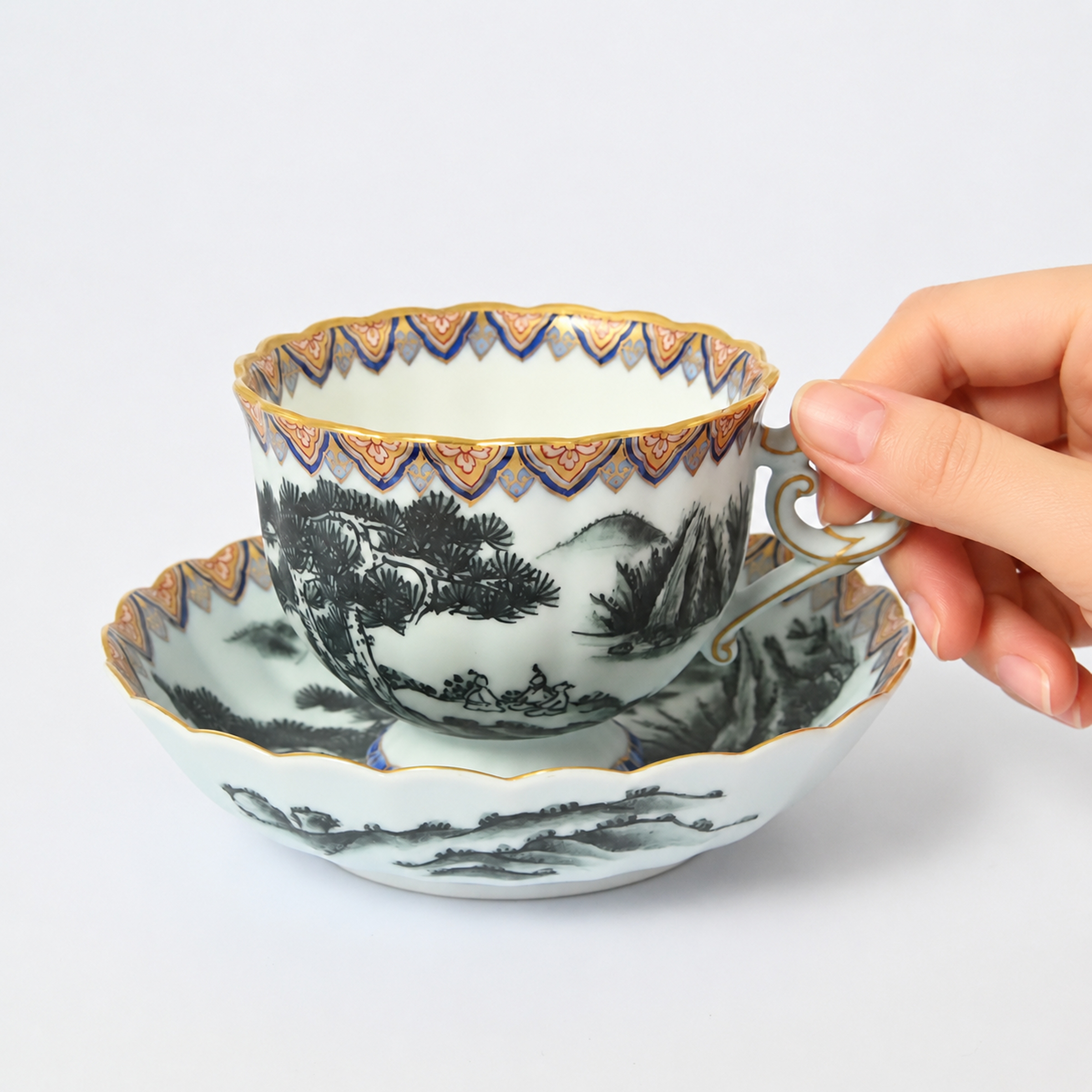 薄墨山水絵,コーヒーカップ＆ソーサー|有田焼の老舗-香蘭社オンライン