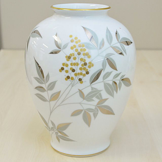 燦彩南天）花瓶«花瓶|有田焼の老舗-香蘭社オンライン