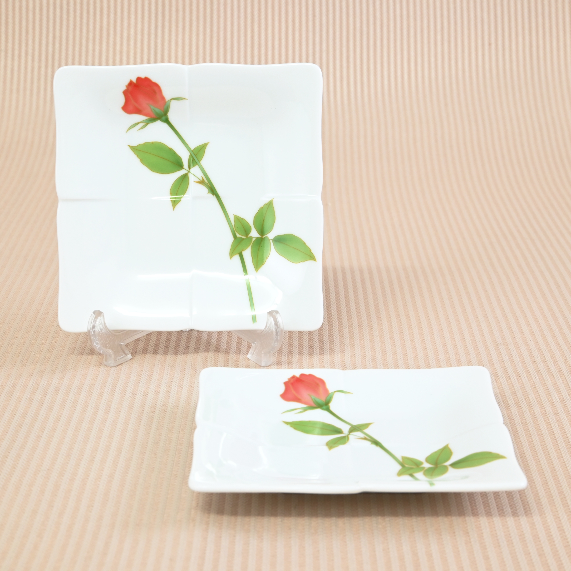 【ノーブルローズ】角皿2枚セット（13cm）箱なし・単品*秋の陶磁器まつり限定特別価格*1