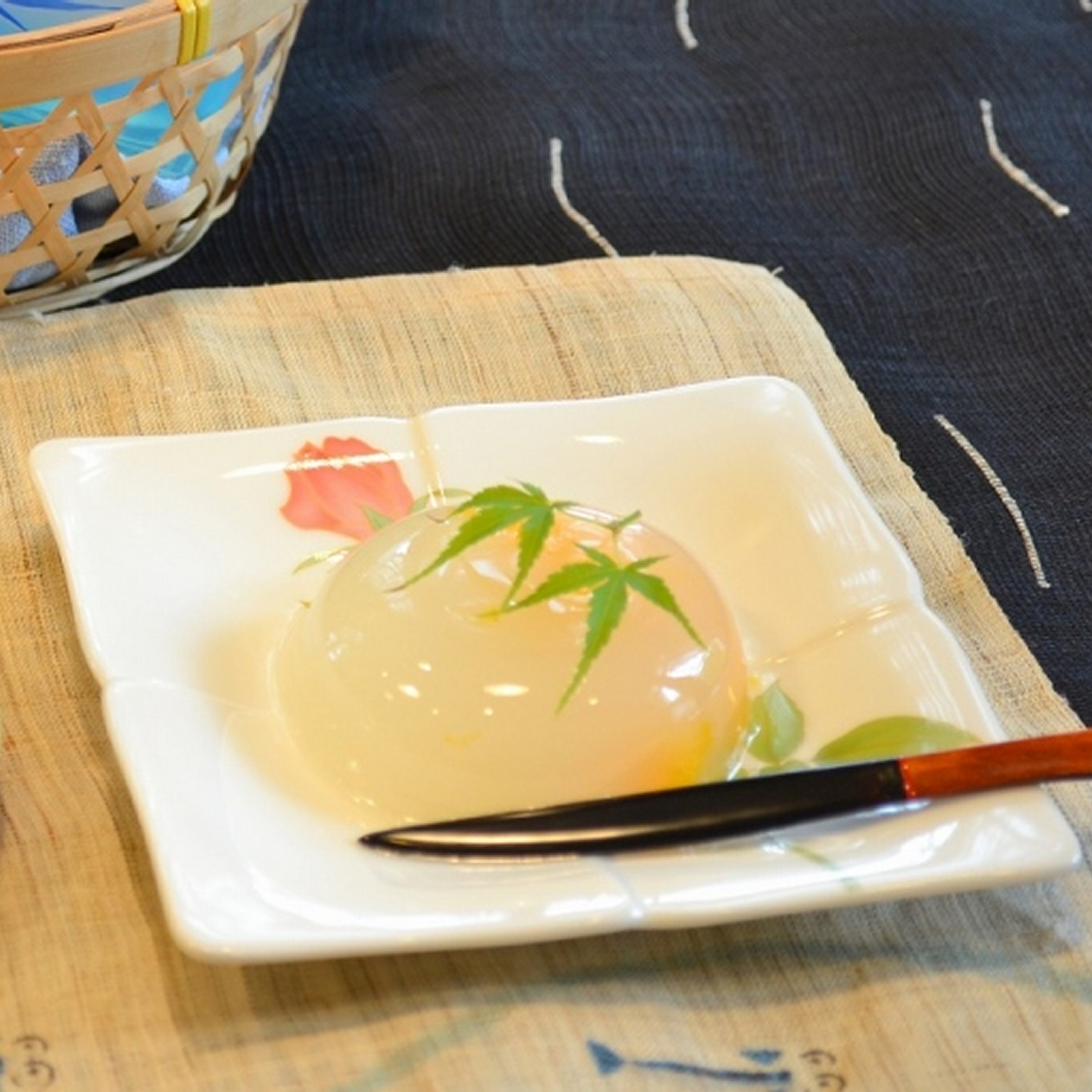 【ノーブルローズ】角皿2枚セット（13cm）箱なし・単品*秋の陶磁器まつり限定特別価格*3