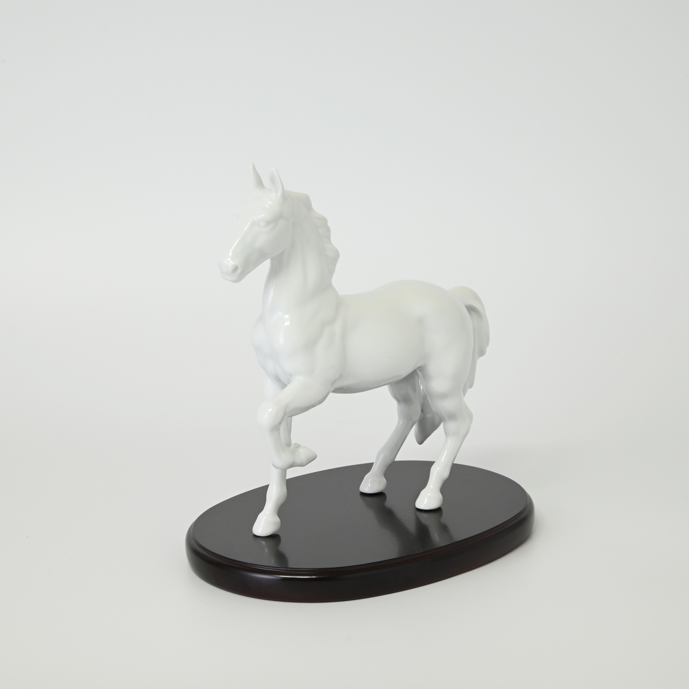 （白馬）置物(小）
