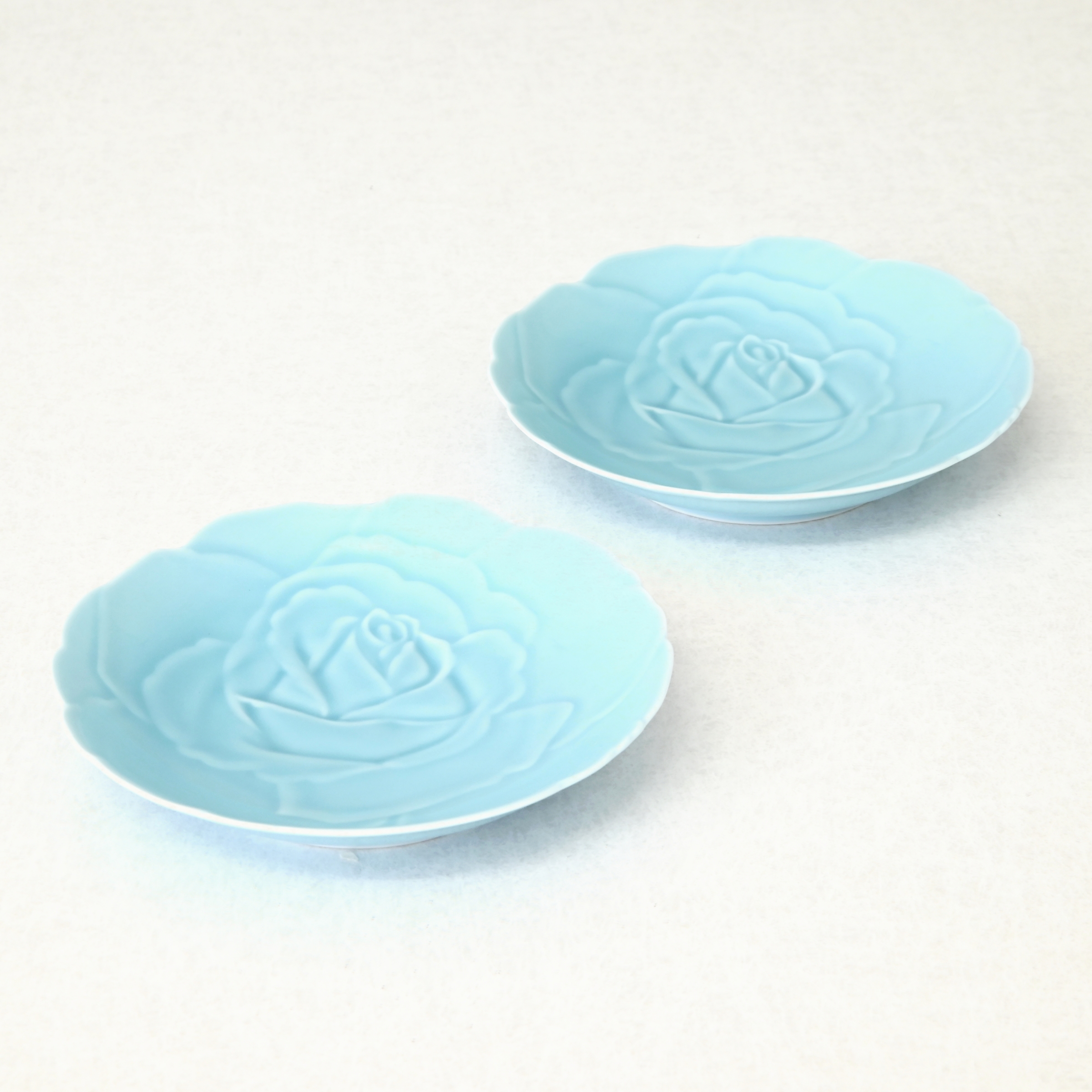青磁ばら・銘々皿 2枚セット（径13cm）*秋の陶磁器まつり限定割引商品*