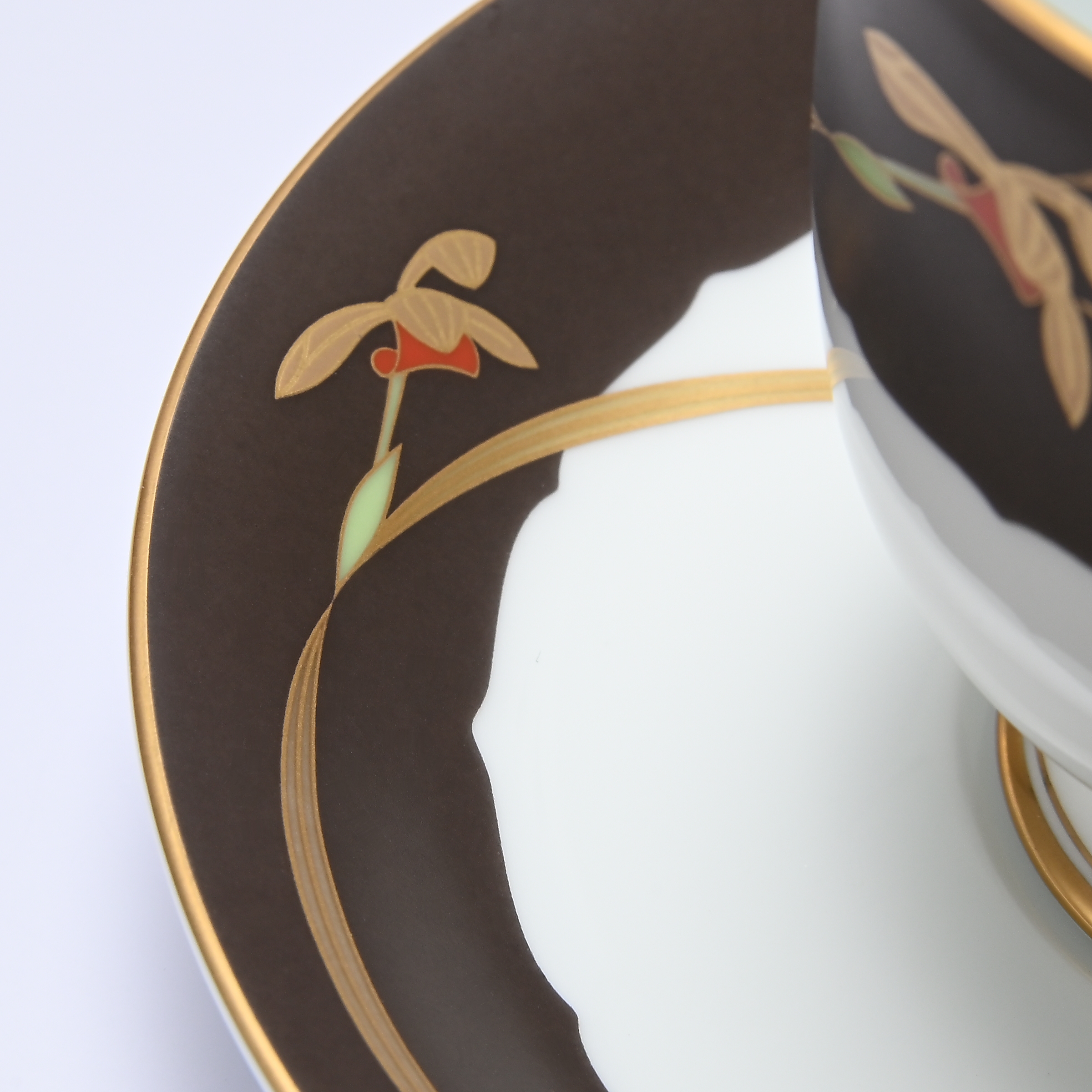 【オーキッドノワール】コーヒーカップ＆ソーサー3