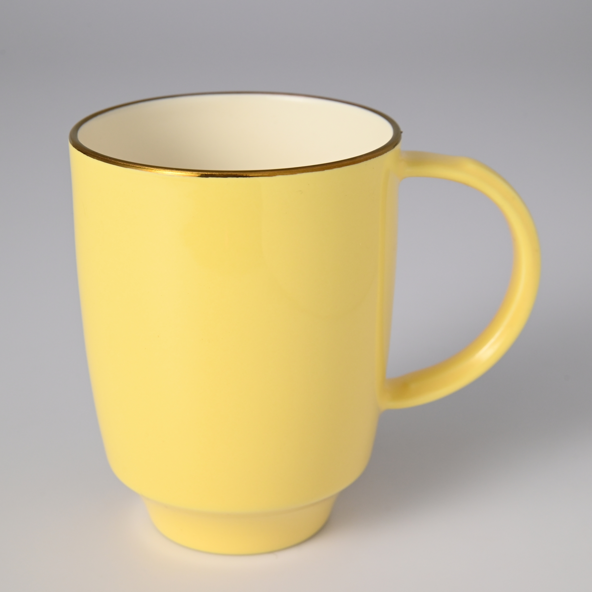 【イエロー】マグカップ 　箱なし・単品　*有田陶器市特別価格 アウトレット品*