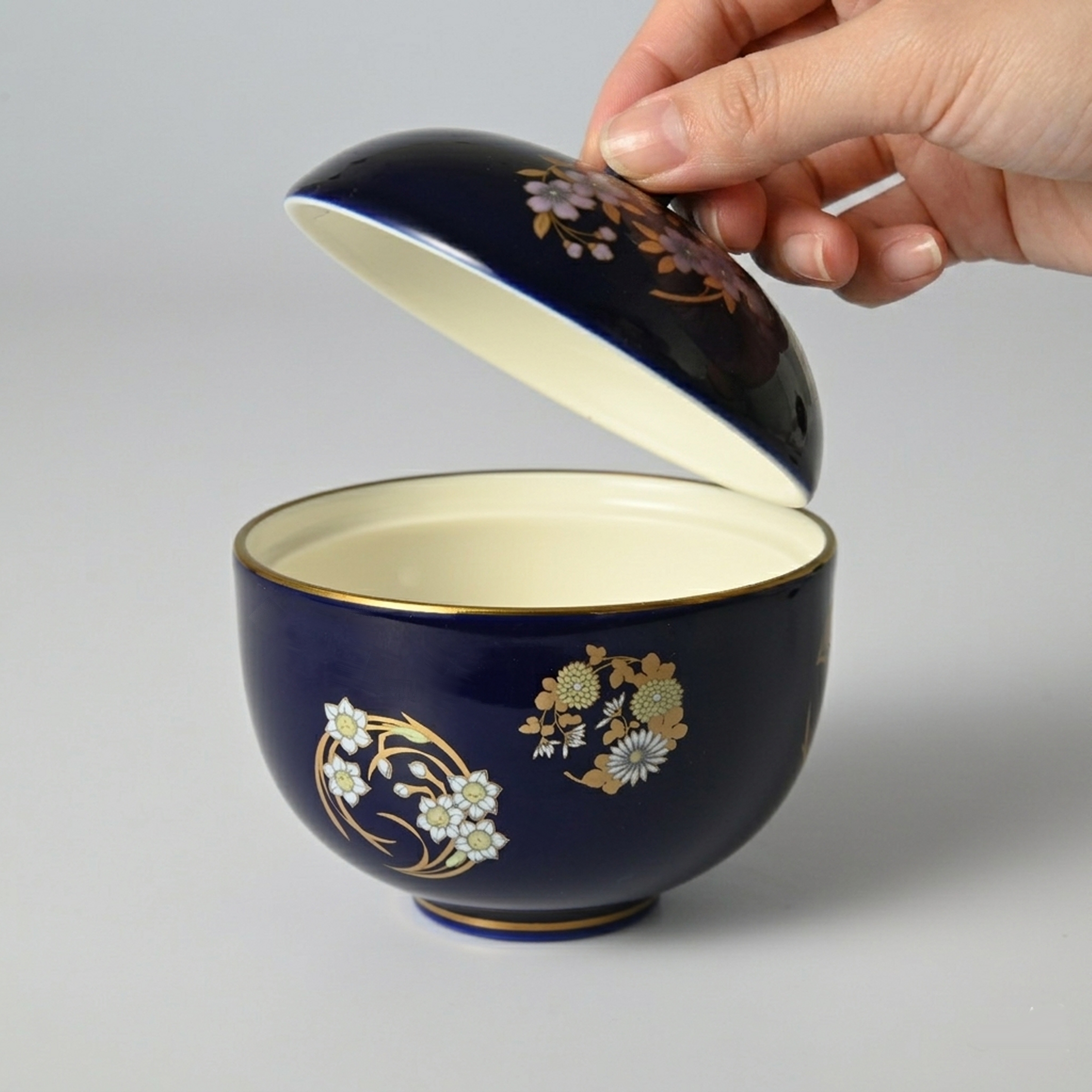 【ルリ花丸紋】キャンディーポット（蓋物）箱なし・単品　*有田陶器市特別価格 アウトレット品*3