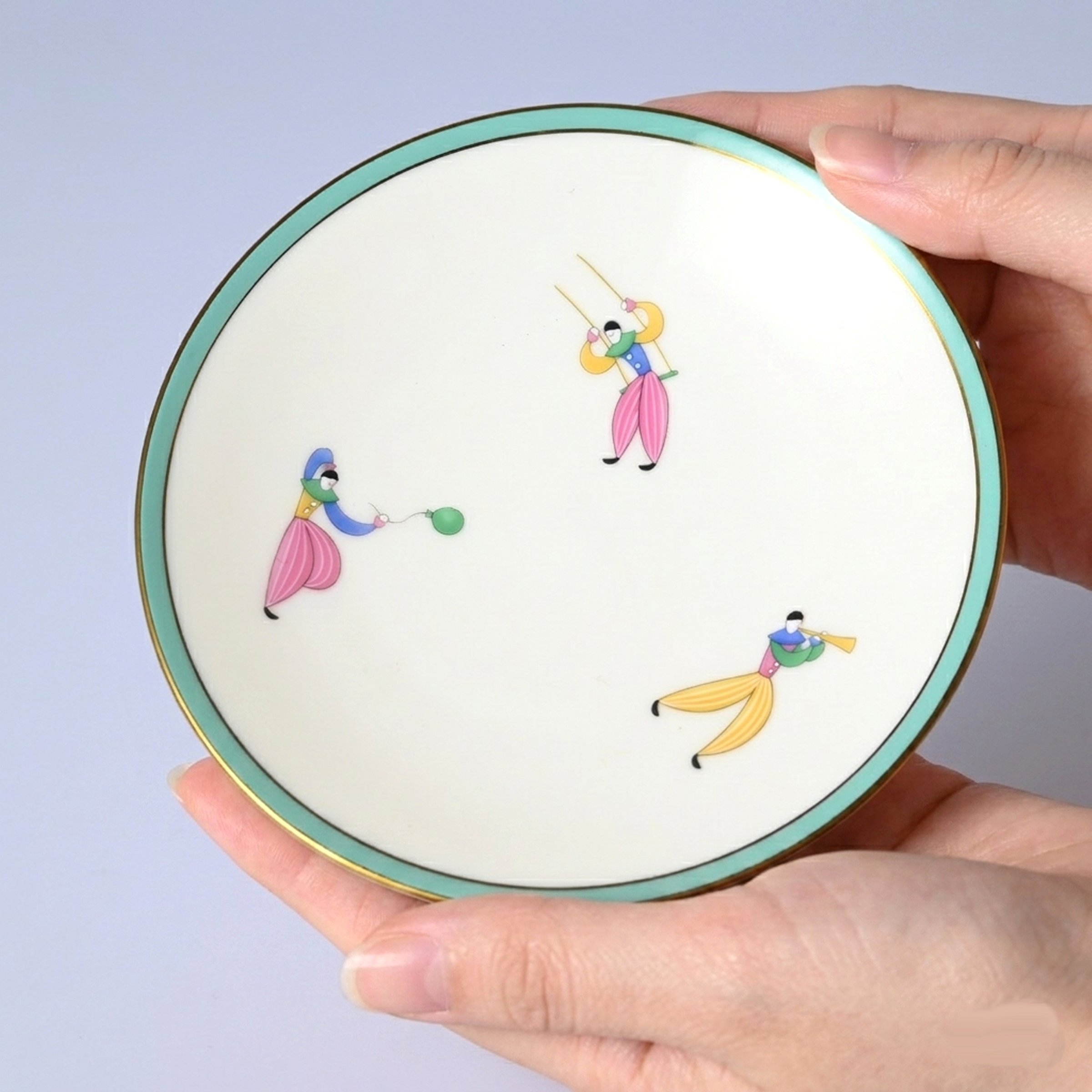 【愉快な仲間】小皿（13cm）　箱なし・単品　*有田陶器市特別価格 アウトレット品*3