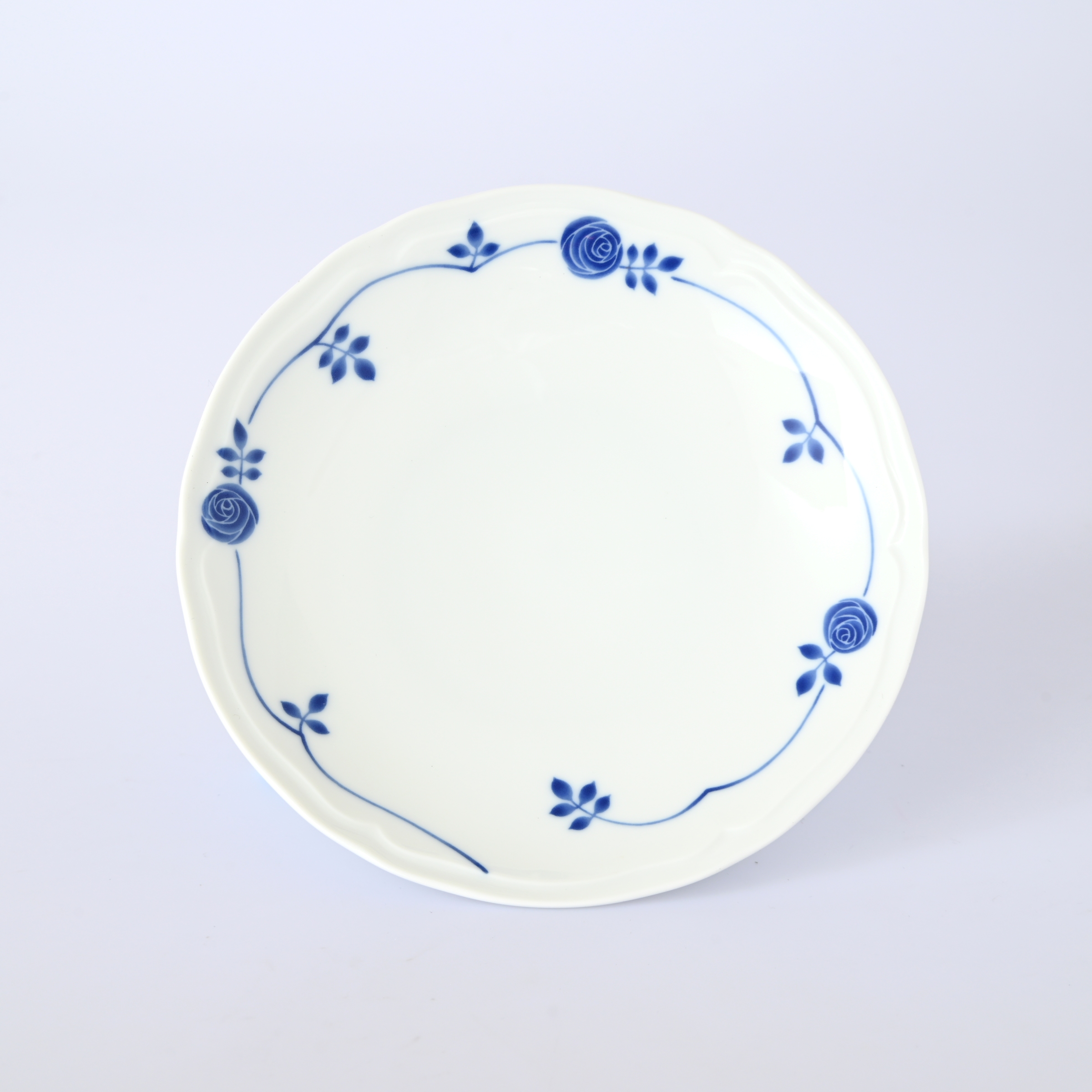 【ブルーローズ】16cm中皿プレート　箱なし・単品　*有田陶器市特別価格 アウトレット品*