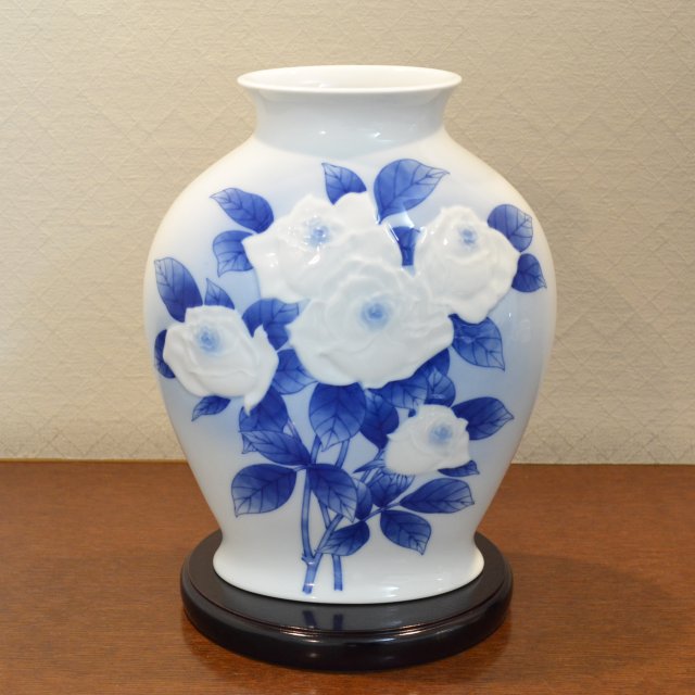 人気の 豪華‼️大きめの壷☘️「香蘭社」 花壷、花瓶、(金彩蔦模様 